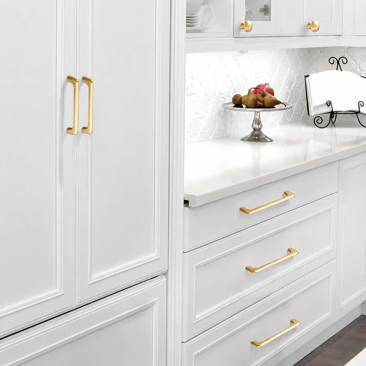 Modern Handles & Knobs T2935 in Solid brass for cabinets, wardrobes and furniture, product number T2935, f007047f - 0c37 - 4d20 - 8372 - 0416dc4cb327